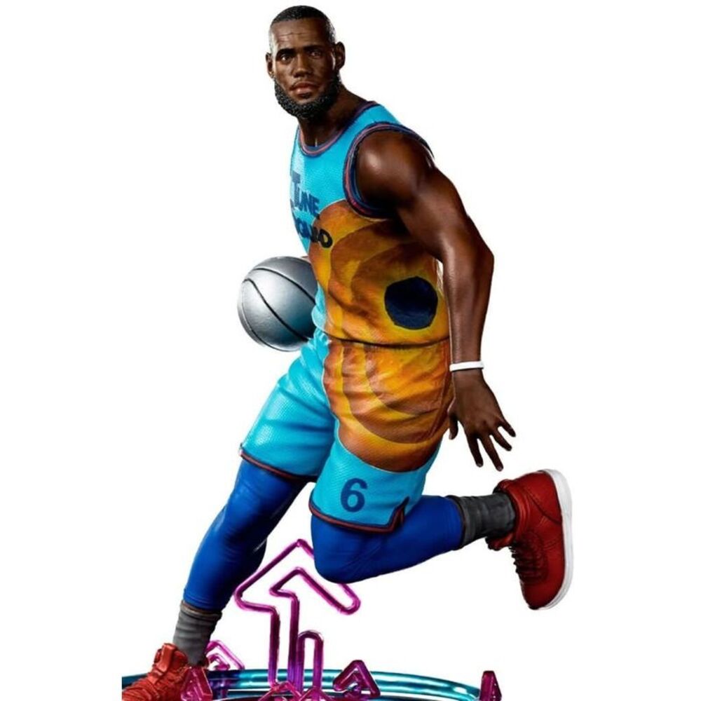 Space Jam: A New Legacy - Art Scale 1/10 - Lebron James Statue  COLLECTIBLES